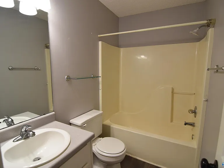 103 Tess Cir NE — Photo 12