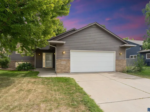 6504 S Mogen Ave, Sioux Falls, SD 57108