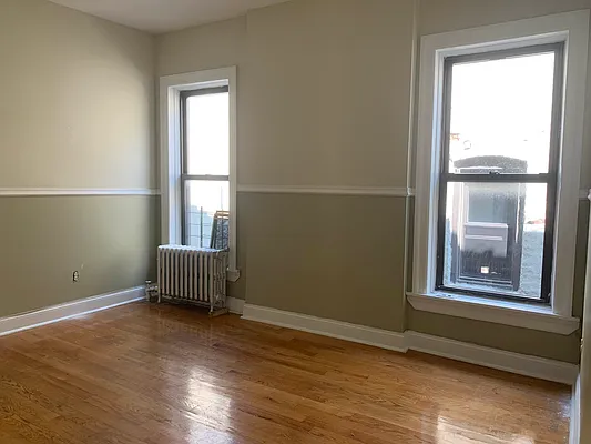 Rented by Yup Realty LLC | media 25