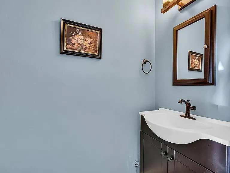 Downstairs half-bath