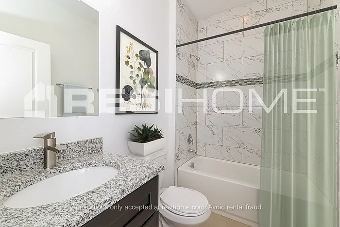 656 Hudson Valley Dr — Photo 11