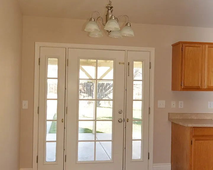 1420 S Arroyo — Photo 3