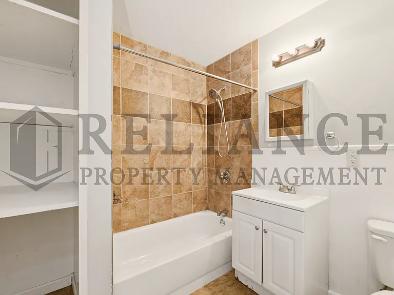 3123 W Douglas Ave — Photo 20