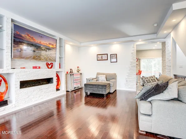 233 Chickadee Court #1000, Freehold, NJ 07728