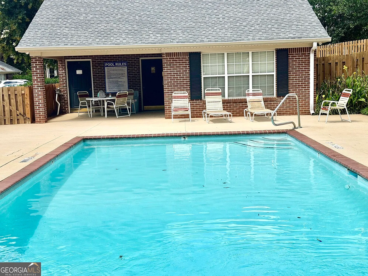 2 bed, 1.5 bath, 1005 sqft, $1,495 — Photo 3