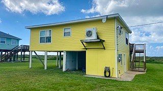 3rd image of 444 Beachfront Dr