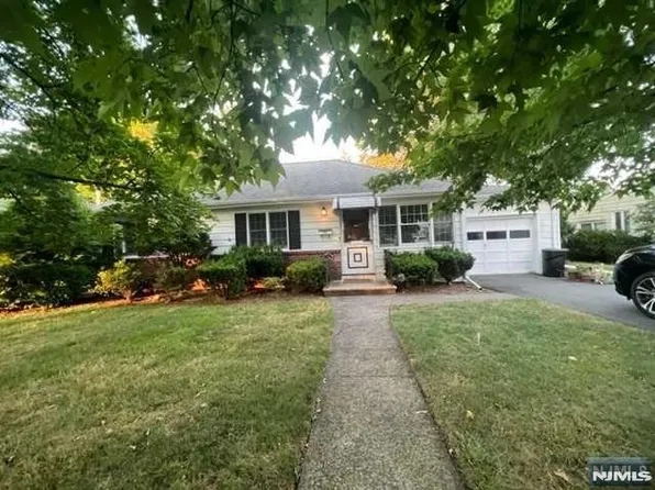 75 Delmar Ave, Glen Rock, NJ 07452