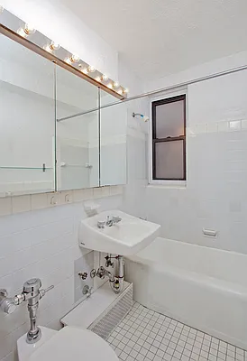 Rented by Douglas Elliman | media 4