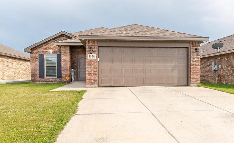 1st image of 1026 Pine Leaf Pl