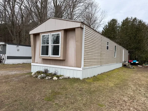 853 Glen Ave Lot 2, Frankfort, MI 49635
