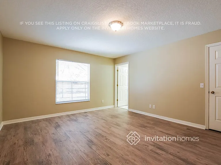 37118 Sandy Ln — Photo 5