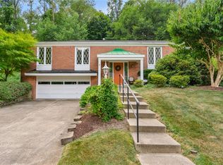 118 Old Suffolk Dr, Monroeville, PA