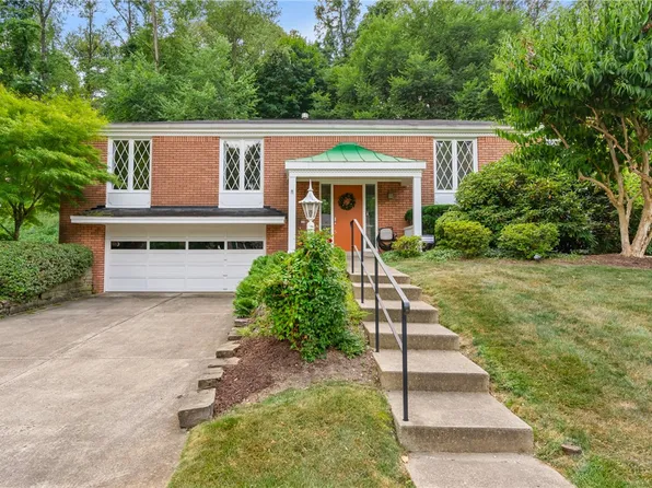 118 Old Suffolk Dr, Monroeville, PA 15146