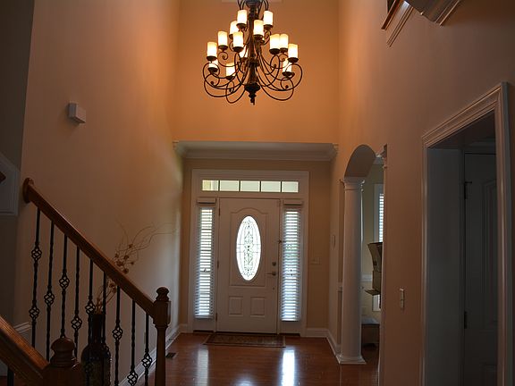 3rd image of 4021 Franks Creek Dr