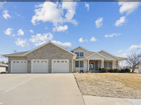 1900 S Meadow View Ave, Mount Pleasant, IA 52641