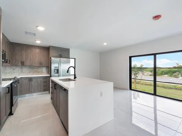1350 NW 1st St, Florida City, FL 33034