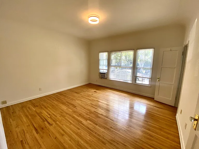 8570 W Olympic Blvd #8570 — Photo 13