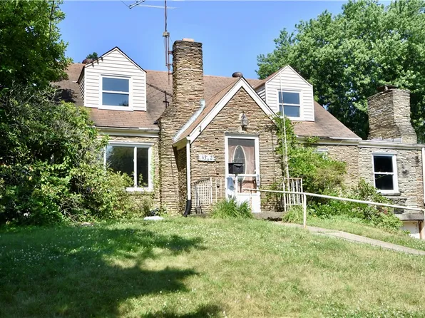 4342 Overhill St, Bethel Park, PA 15102