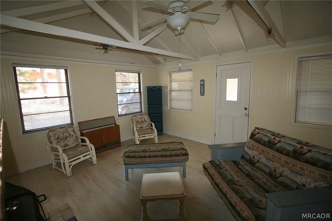 1 bed, 550 sqft, $1,300 — Photo 3