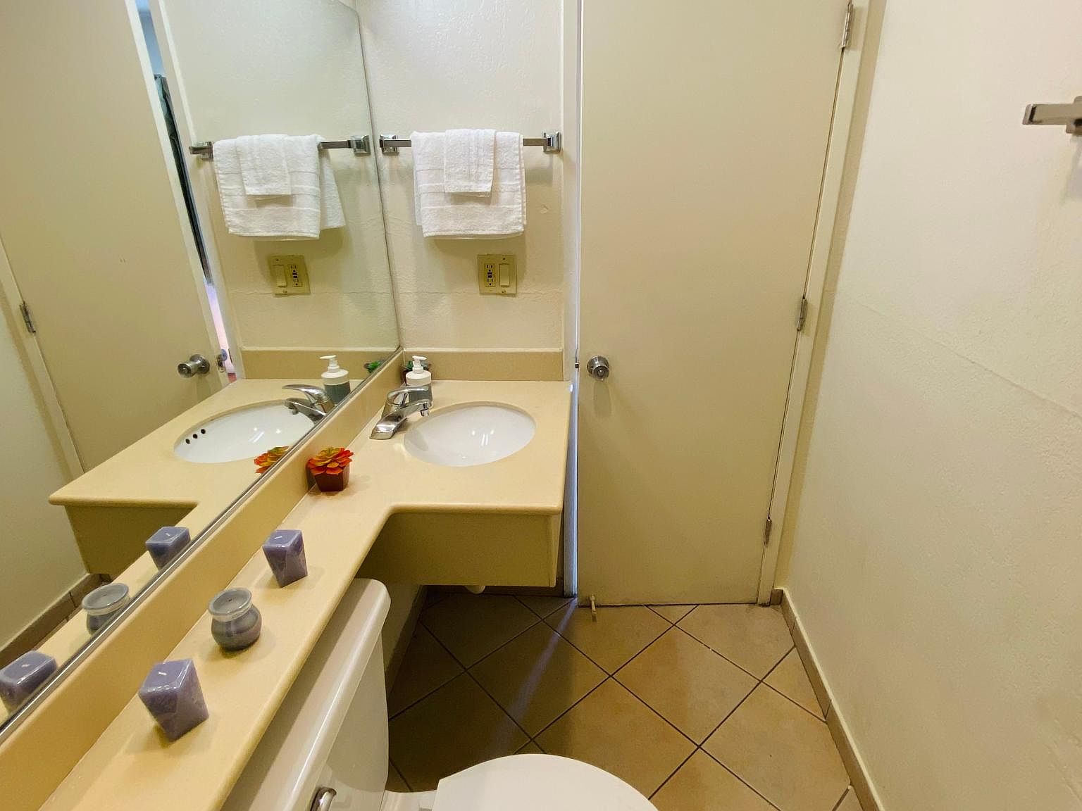 310 E Foothill Blvd, Pomona, CA 91767 Zillow