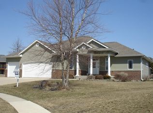 6852 Spear Point Ct, Marion, IA 52302
