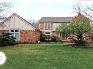 3251 Kilburn Rd W, Rochester Hills, MI 48306