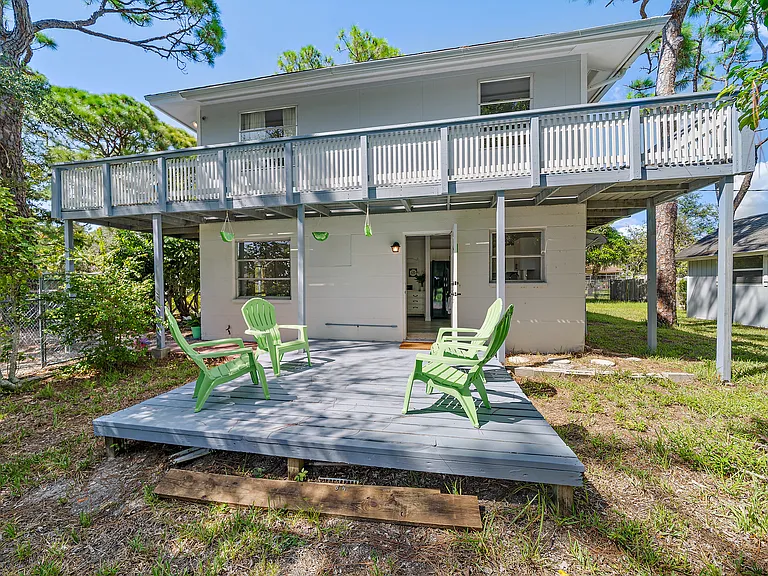 708 Shore Rd #D — Photo 1