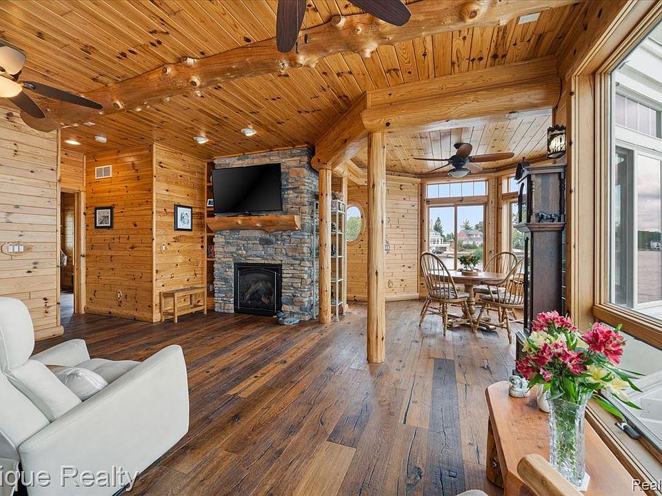 51 Crescent Ave, photo 19