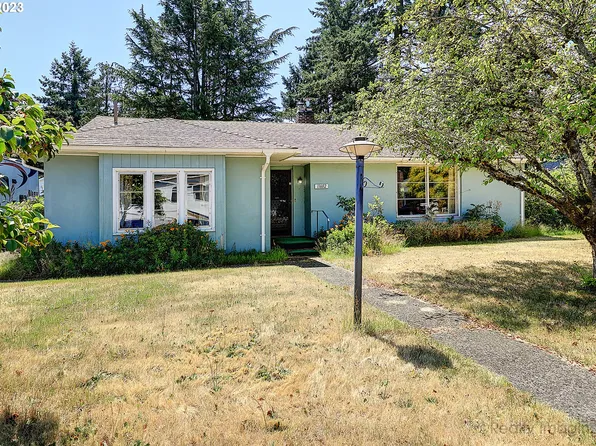 11602 SE Grant St, Portland, OR 97216