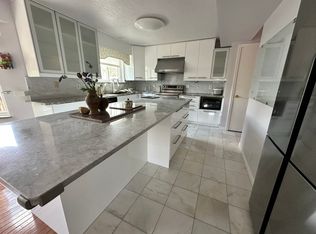1990 E Terra Vista Way, Sandy, UT 84093