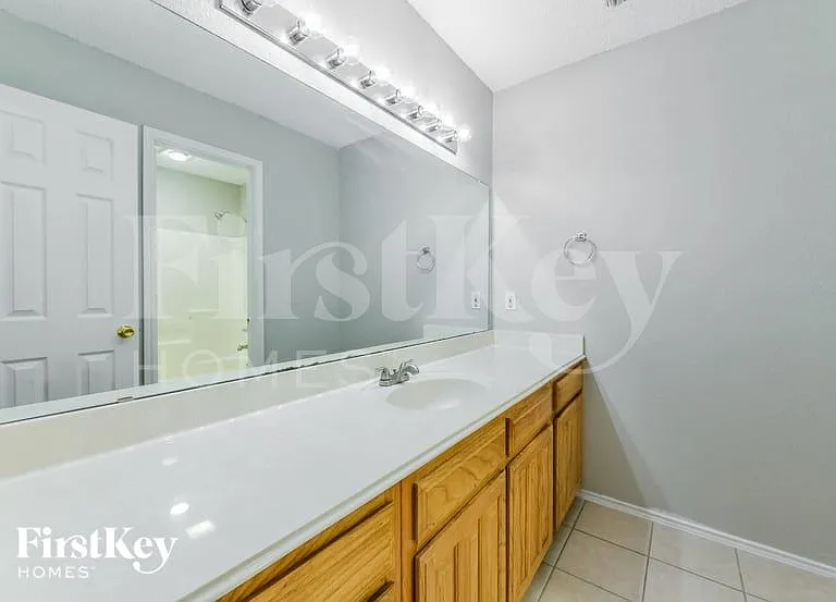 6733 Lucas Ln — Photo 13