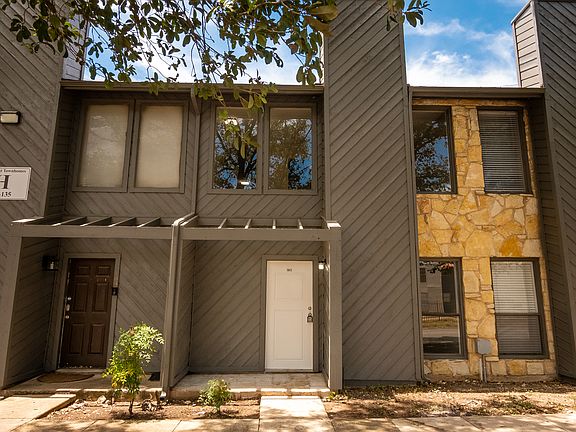 2nd image of 3843 Barrington #134H