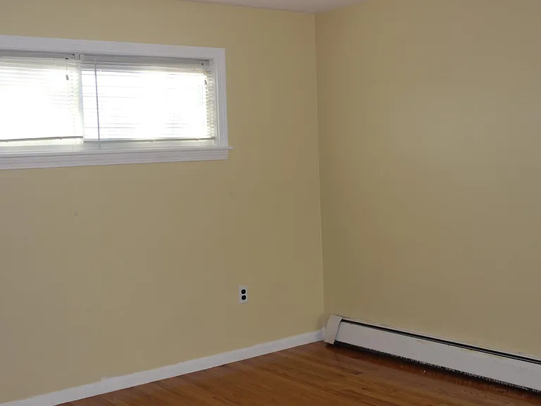 35 Summit St — Photo 7