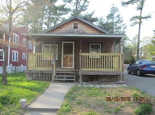 1st image of 27 Adams Ave