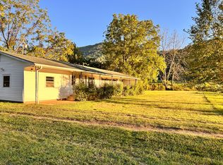 1573 Leatherman Gap Rd, Franklin, NC 28734