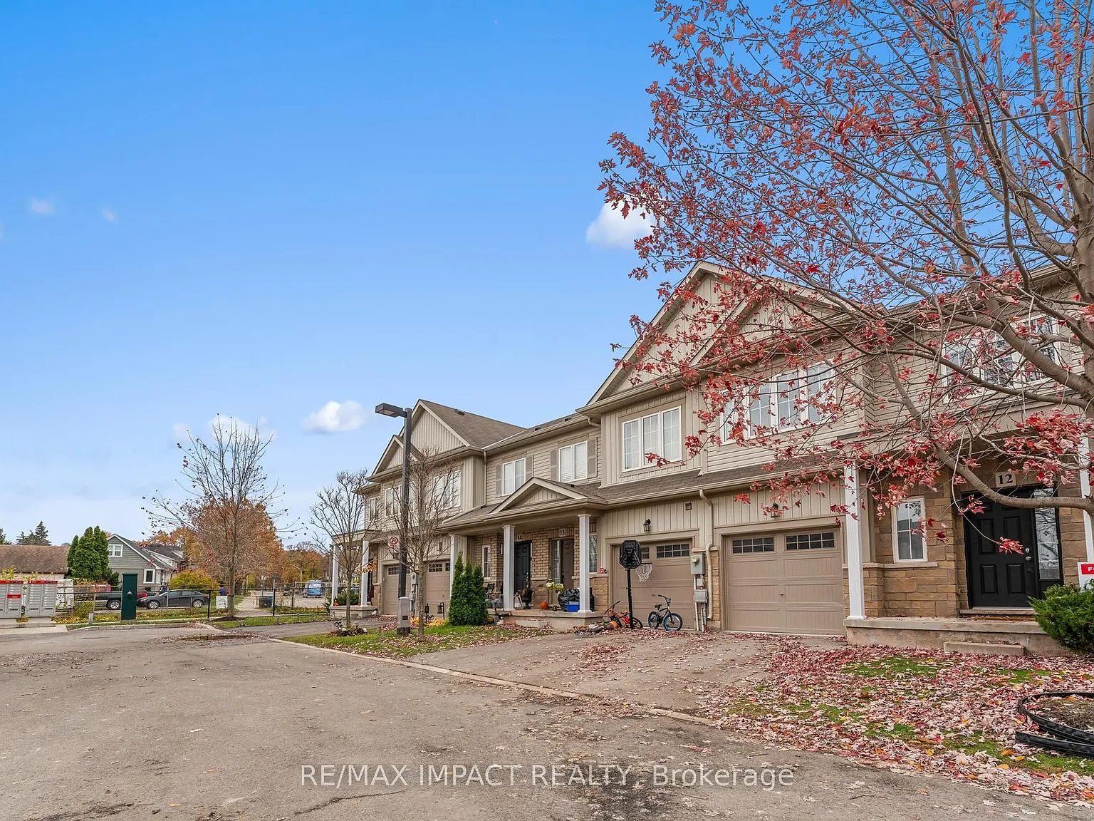 3 bed, $2,700 — Photo 4