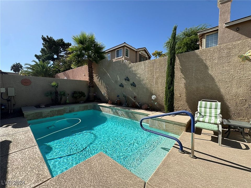1st image of 1849 Lyell Canyon Ln