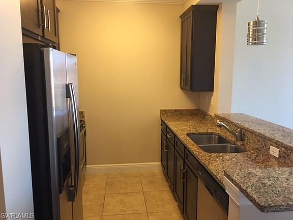 2nd image of 23191 Fashion Dr Unit 310