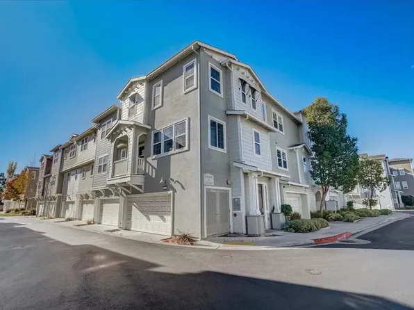 2102 Jetty Dr, Richmond, CA 94804