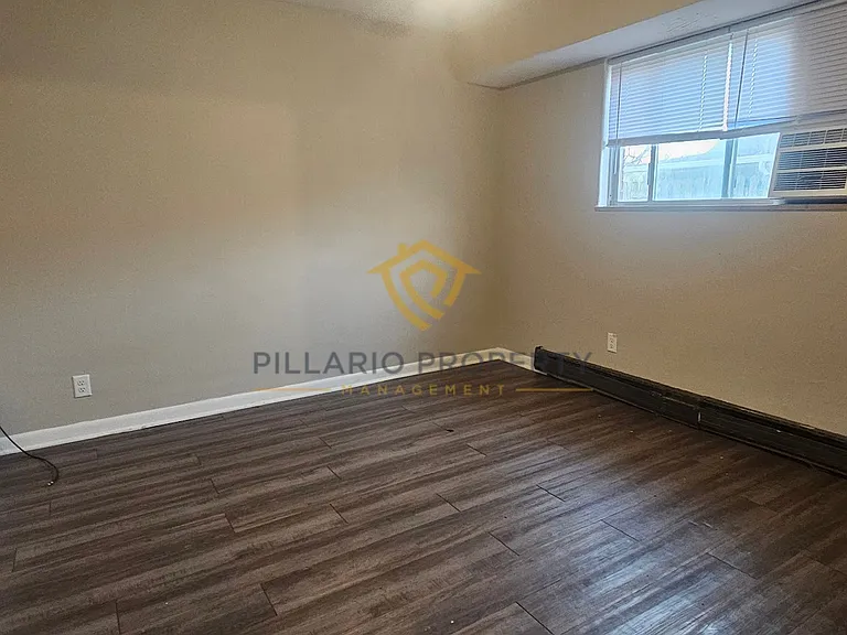1426 Campbell Ave #1426 — Photo 7