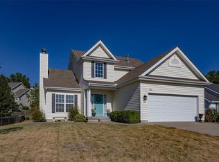 923 Midjay Dr, Liberty, MO 64068