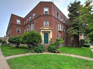 61 Rowsley St APT 4, Bridgeport, CT 06605