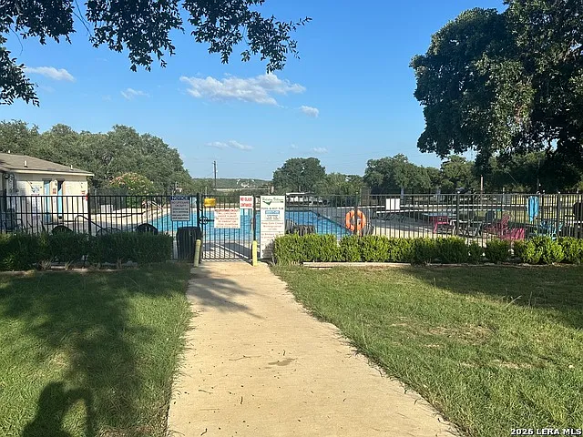592 Private Road 1508 — Photo 16