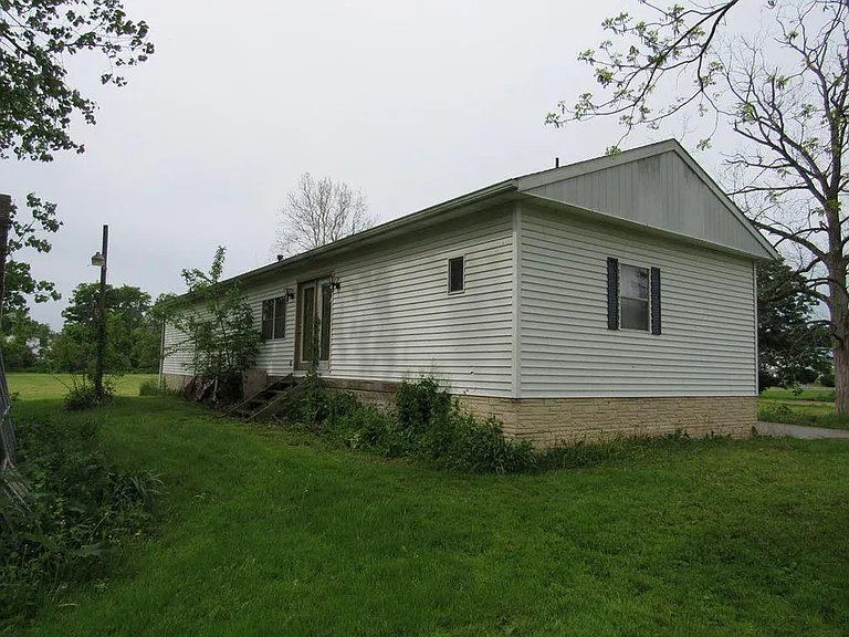 17 Main St — Photo 4