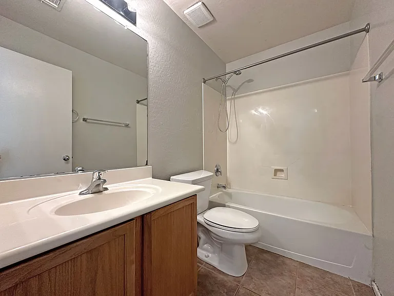 11820 W Banff Ln — Photo 15