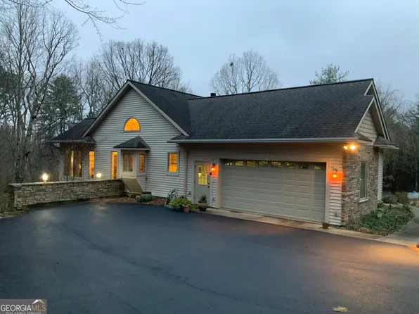 54 Four Seasons Lndg, Blairsville, GA 30512