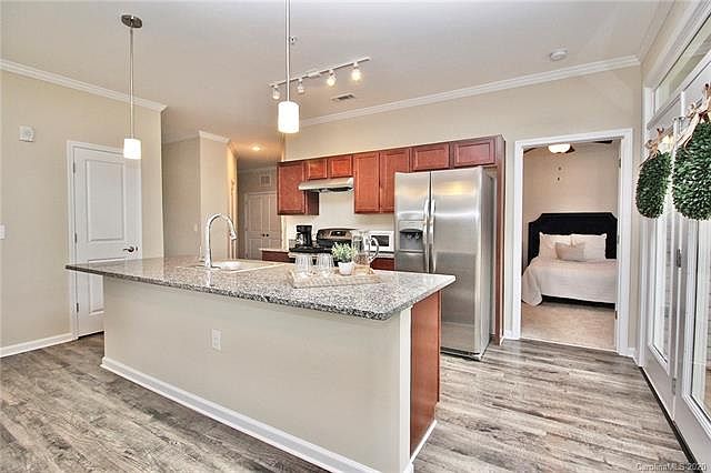1st image of 107 Vincent Pl APT 203