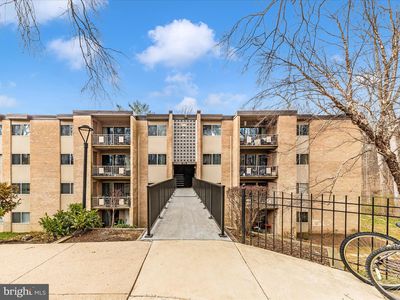 5105 Crossfield Ct #328, Rockville, MD, 20852