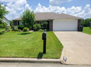 1918 N Chambers Ter, Claremore, OK 74017