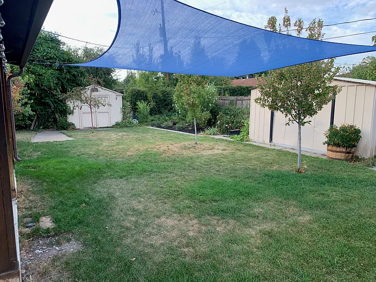 1501 Chatam Dr — Photo 11